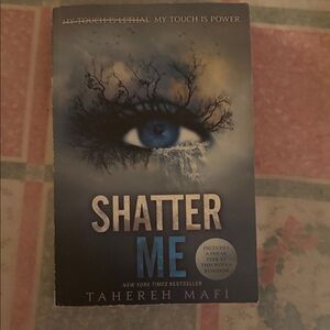 Shatter Me Book by Tahereh Mafi

***B2 G1 Free!*** Read Description
